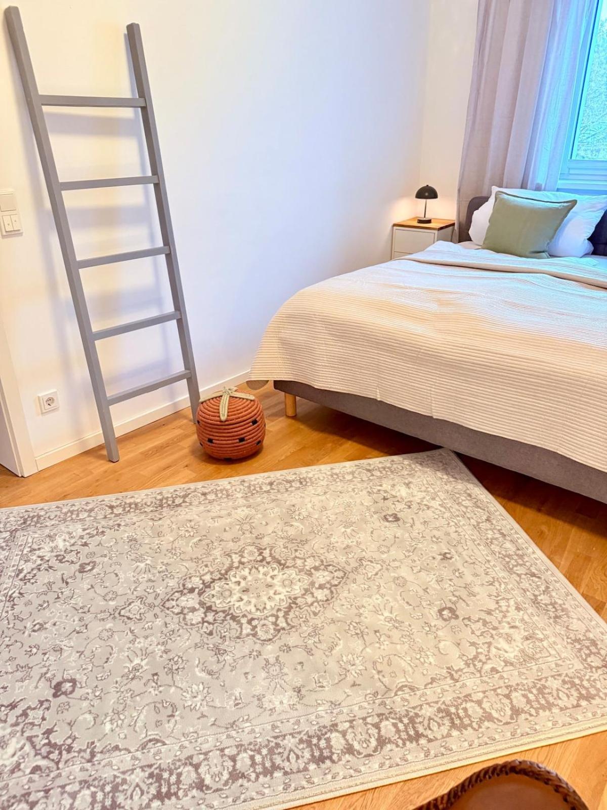 Appartement Moderner Komfort Am Berliner Stadtrand In Schoeneiche *